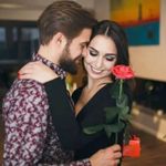 How do you know if a man is secretly in love with you? Behavior, Gestures, and Signs of a Man in Love How do you know if a man is secretly in love with you Behavior, Gestures, and Signs of a Man in Love